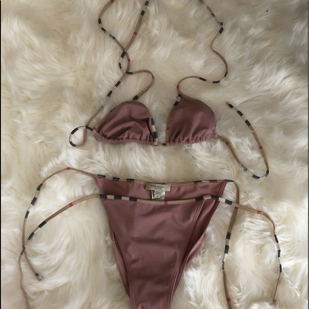 Bathing suit